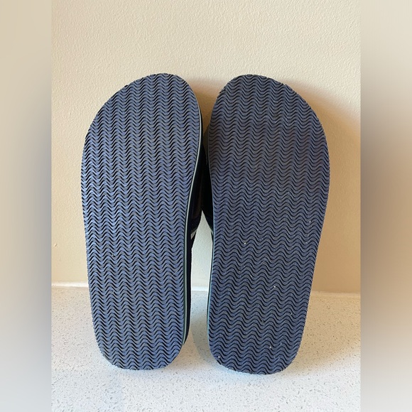 J CREW nwot striped, foam footbed flip flop, soft nylon straps - Picture 2 of 4